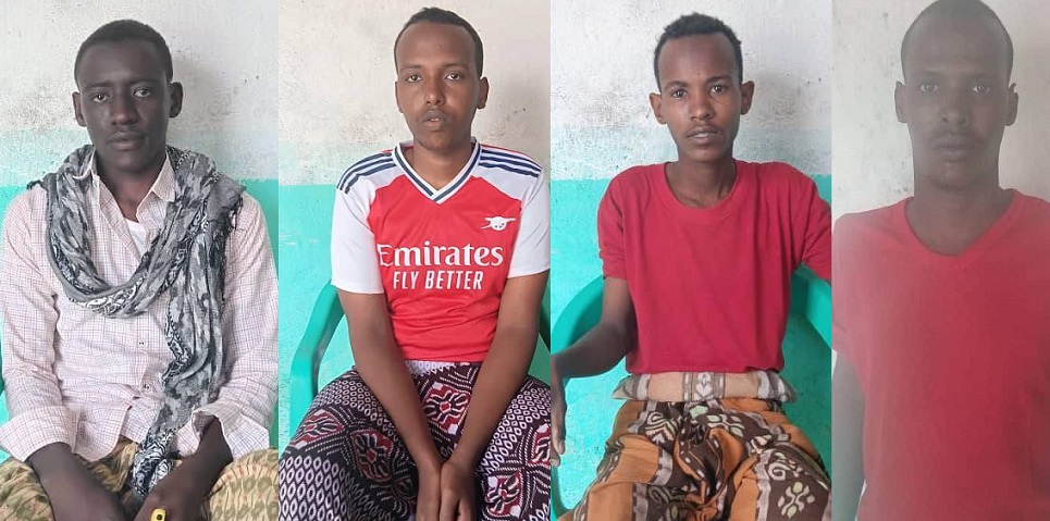 Afarta nin ee lagu soo bandhigay Xudur.jpg